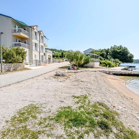 Apartments Silvana Rogoznica  Exterior photo